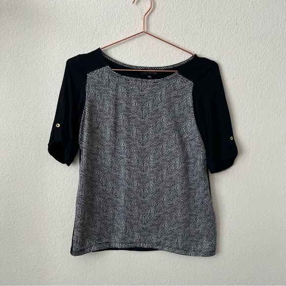 The Limited Printed Harper Top raglan 3/4 sleeve black herringbone chevron print - Picture 1 of 5